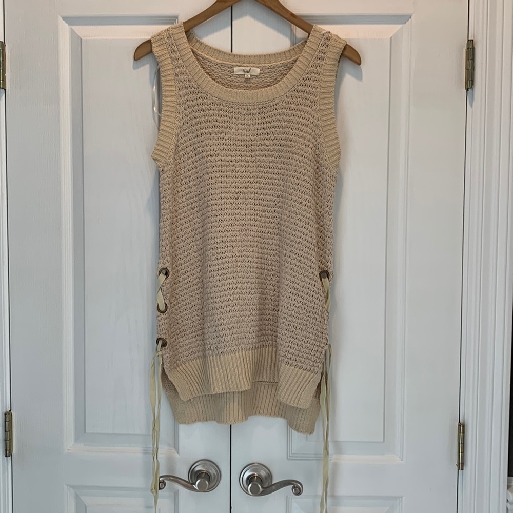 Easel sweater